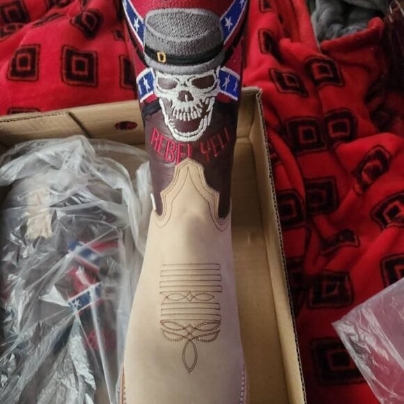 Cowboy Boots - Picture 2 of 4